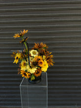 Load image into Gallery viewer, Vase Arrangements
